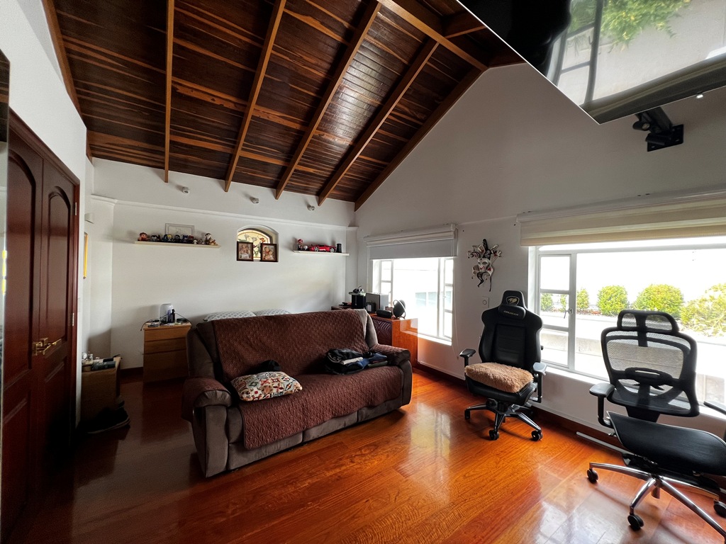 Casa – Santa Barbara Alta – Bogotá