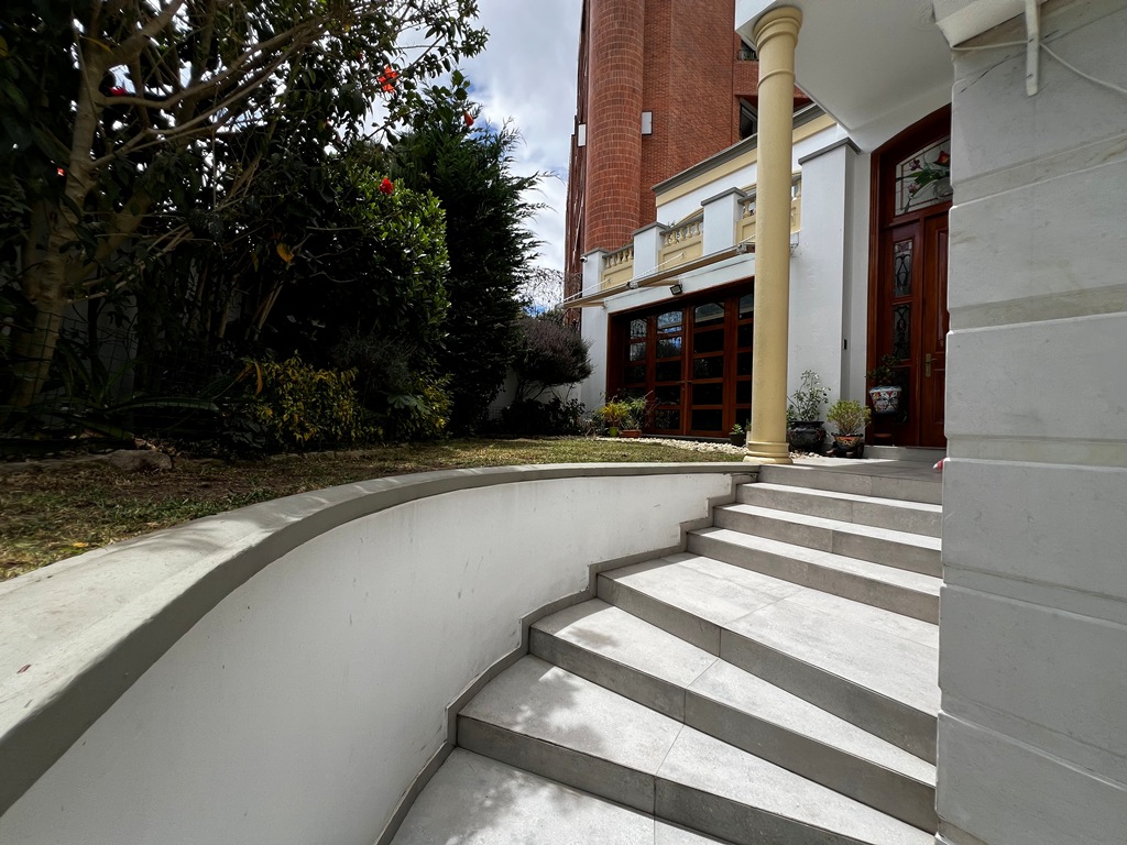 Casa – Santa Barbara Alta – Bogotá
