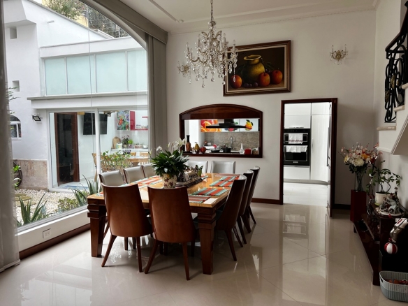 Casa – Santa Barbara Alta – Bogotá